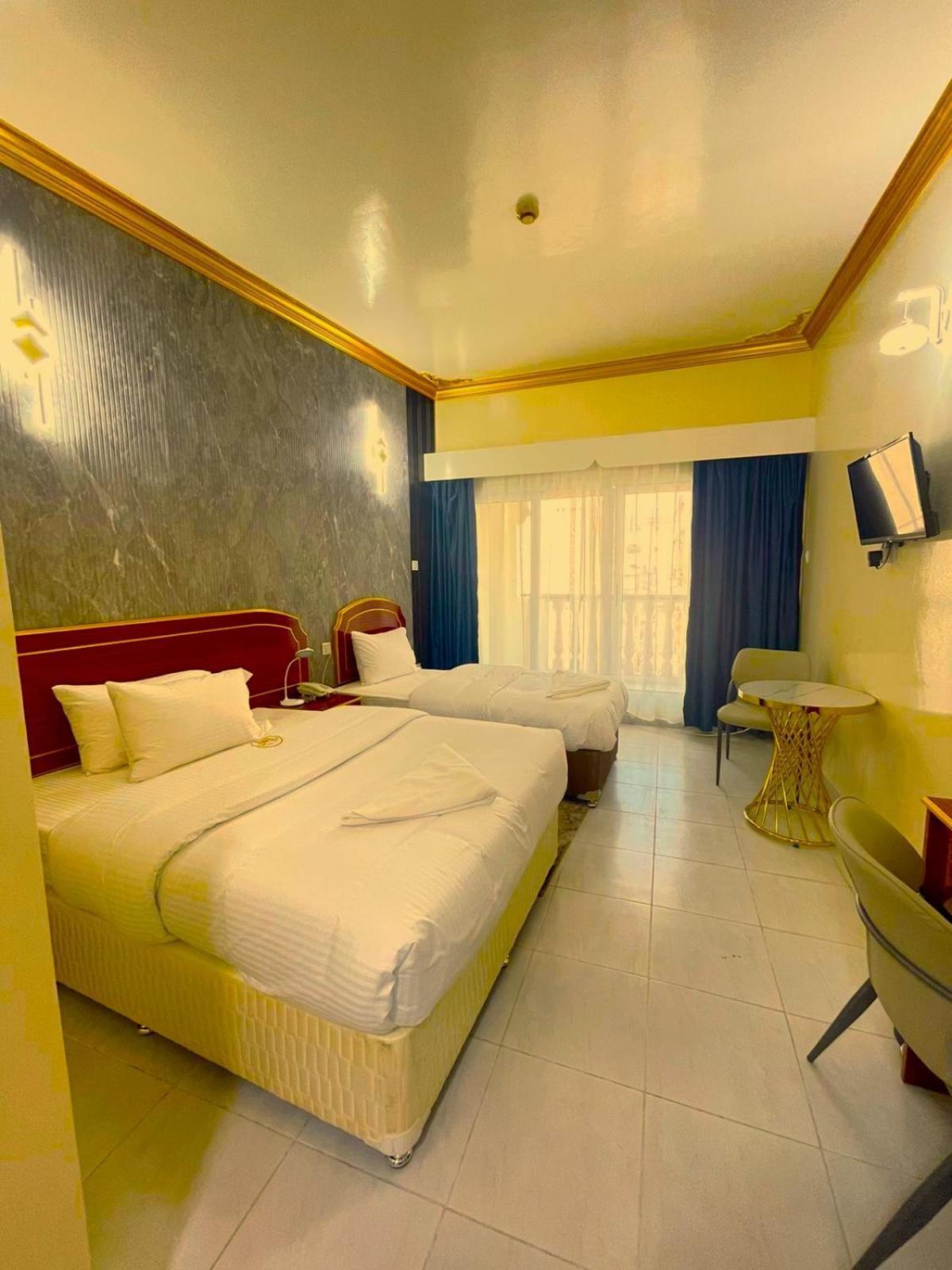 Galaxy Star Hotel Dubai Eksteriør billede