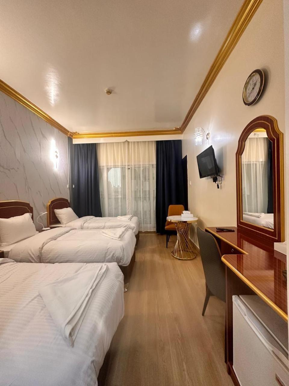 Galaxy Star Hotel Dubai Eksteriør billede