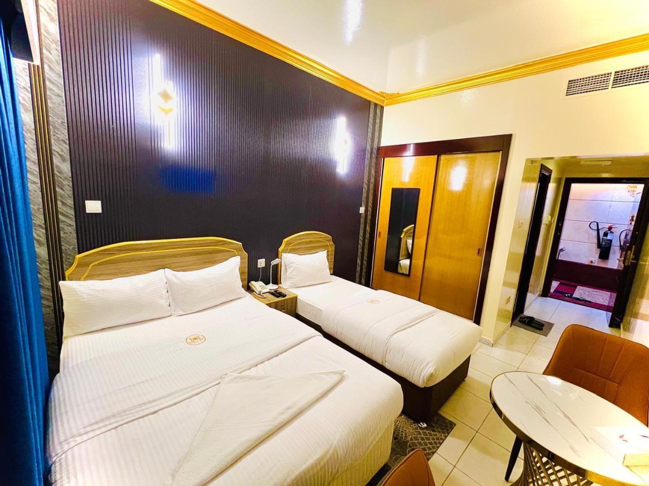 Galaxy Star Hotel Dubai Eksteriør billede