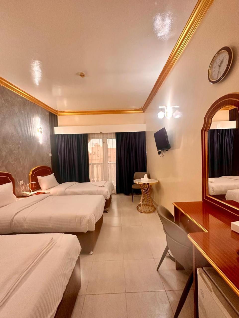 Galaxy Star Hotel Dubai Eksteriør billede