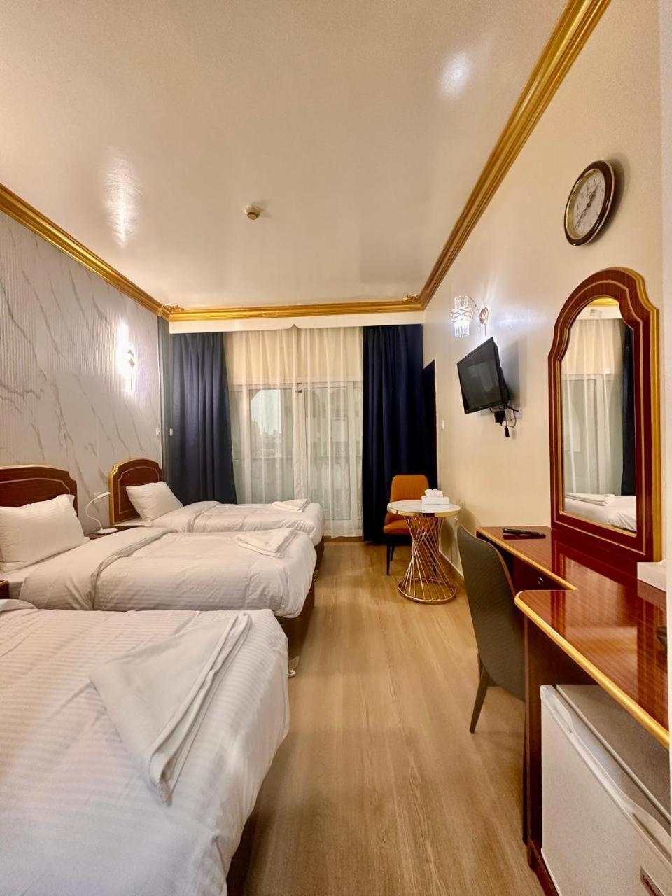 Galaxy Star Hotel Dubai Eksteriør billede