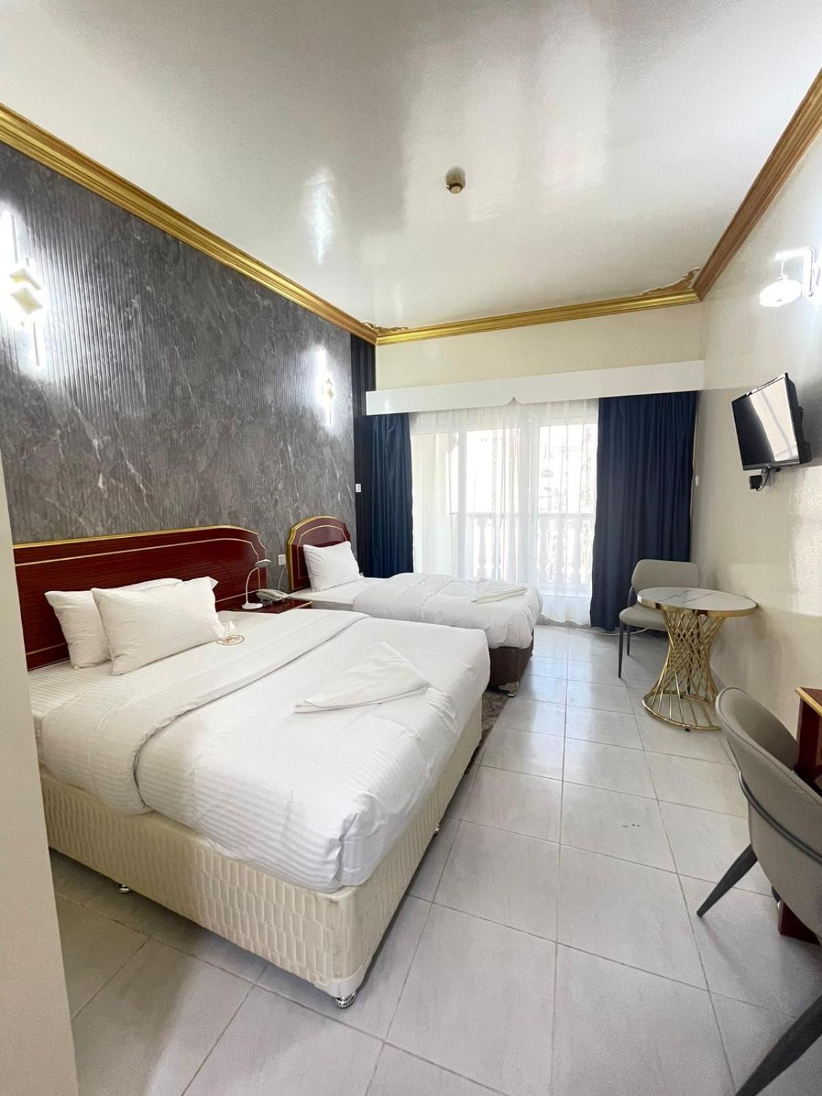 Galaxy Star Hotel Dubai Eksteriør billede